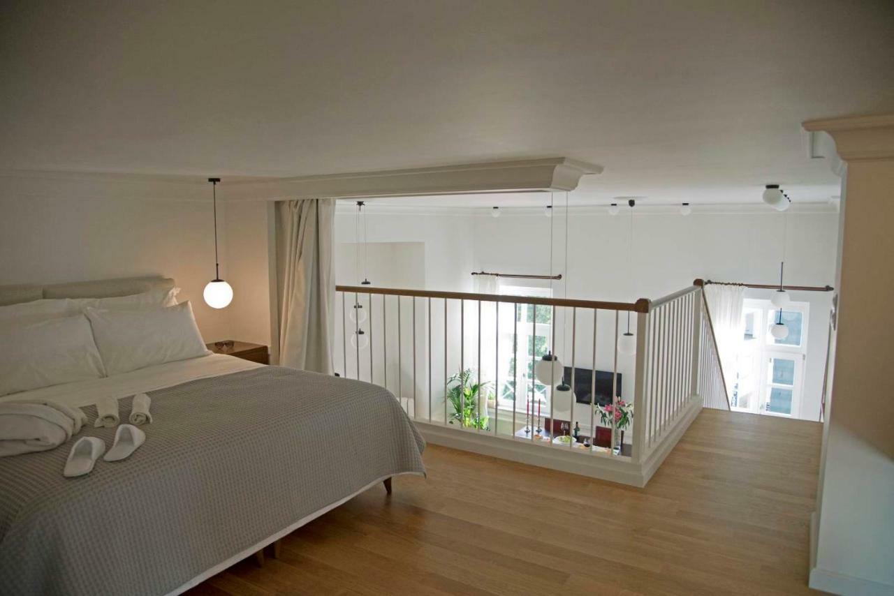 Four Streets Athens - Luxury Suites Apartments In Атина Екстериор снимка
