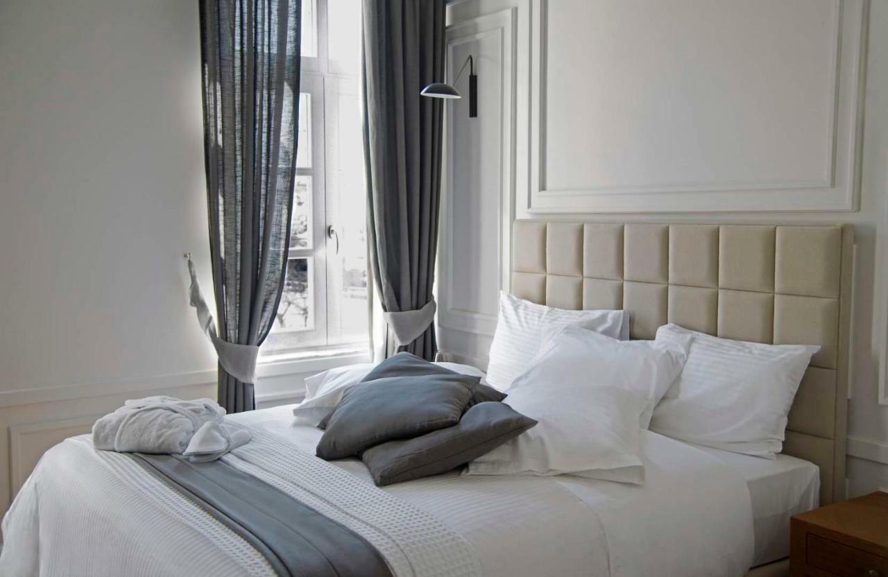 Four Streets Athens - Luxury Suites Apartments In Атина Екстериор снимка