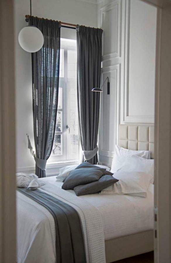 Four Streets Athens - Luxury Suites Apartments In Атина Екстериор снимка