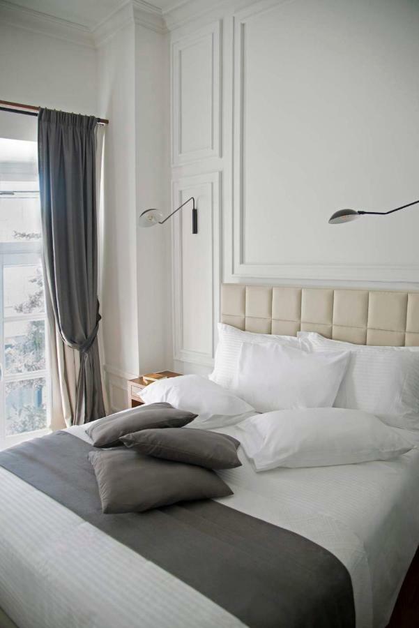 Four Streets Athens - Luxury Suites Apartments In Атина Екстериор снимка